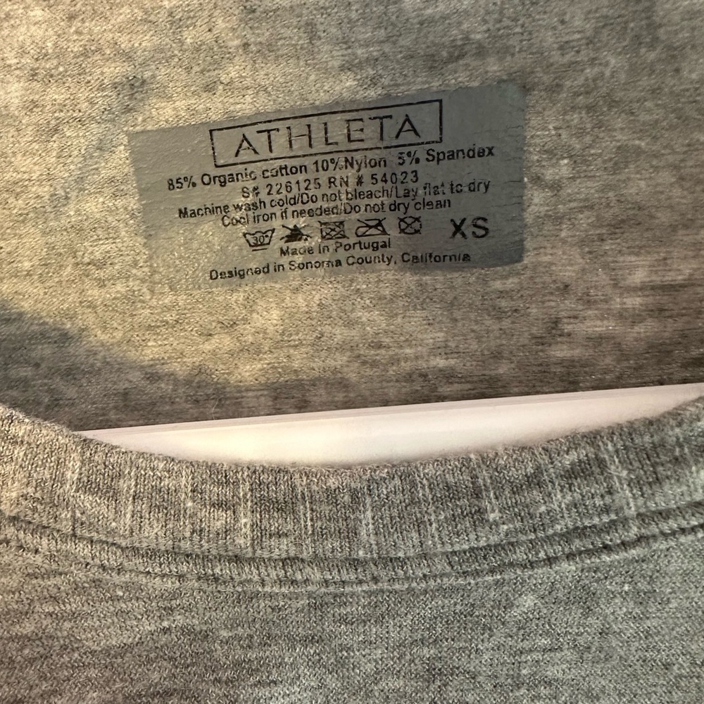 Athleta Side Ruched Tee - Picture 3 of 3